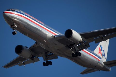Der Ölpreisverfall spielt den US-Airlines in die Karten. Experten rechnen damit, dass sie ihre Gewinne wegen des günstigen Sprits weiter steigern werden. Foto: Shutterstock