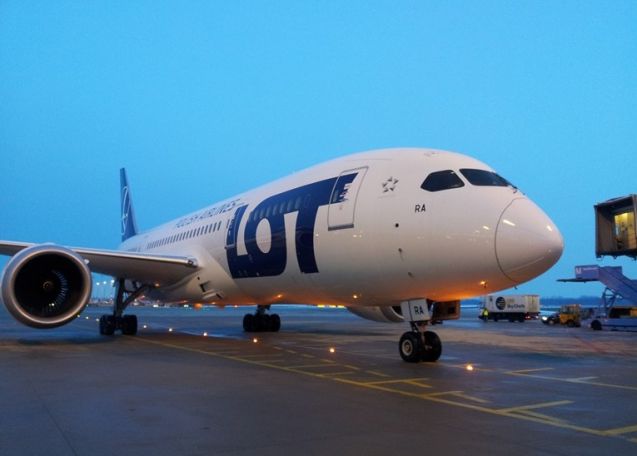 LOT erwägt Entschädigung von Boeing wegen des Flugverbots ihrer 787-Maschinen. Foto: LOT