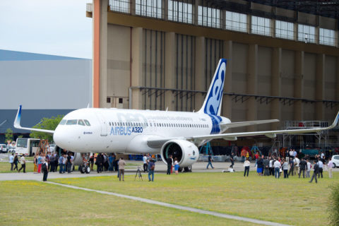 Die erste A320neo beim Rollout in Toulouse. (Foto: Airbus)