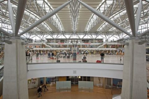 Abfertigungshalle des Flughafen Hamburg; Foto: M. Penner / Flughafen Hamburg