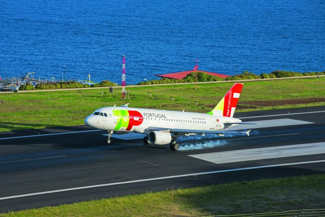 Eine Boeing 707 aus der früheren TAP-Flotte