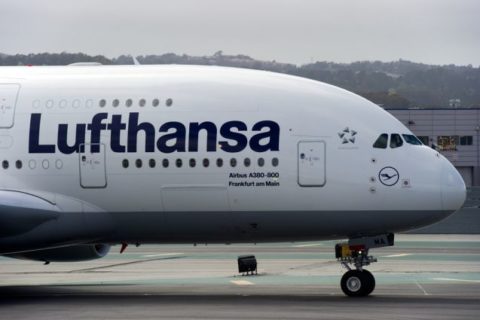 Wer wird die Lufthansa in Zukunft leiten? Die Neubesetzung des Chefpostens wird erst 2014 bekanntgegeben. Foto: Shutterstock