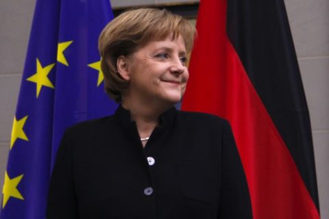 SPD-Chef fordert Kanzlerin Merkel auf ihre Pflichten im BER-Desaster wahrzunehmen. Foto: Shutterstock