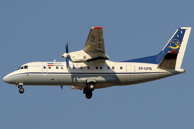 Eine Antonow 140 - einer der aus dem Iran verbannten Flugzeugtypen. Foto: Konstantin von Wedelstaedt