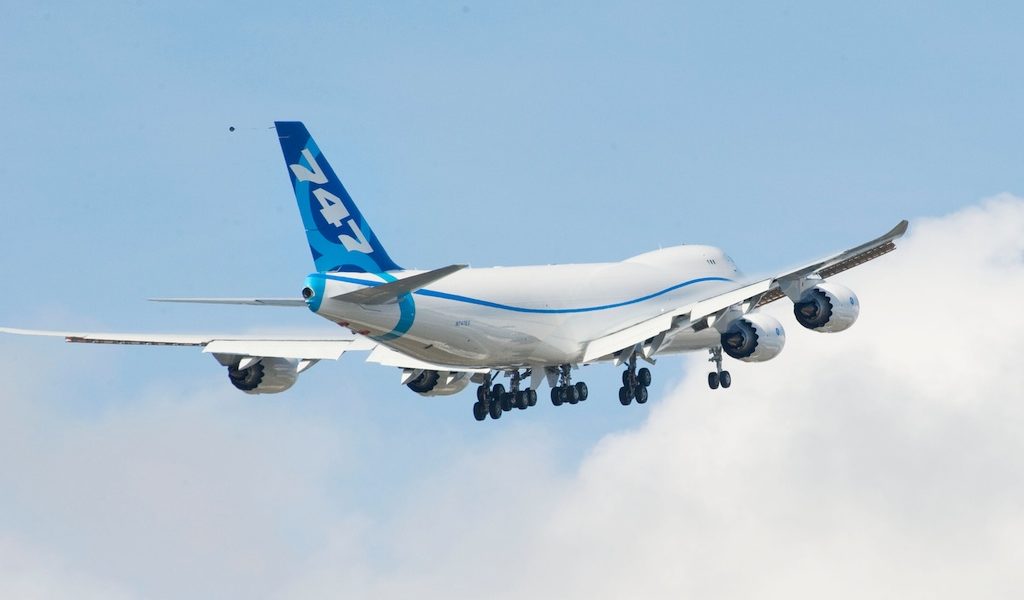 Boeings Versuch, Airbus mit der verlängerten Neuauflage des Jumbos Paroli zu bieten, scheiterte. Bild: Boeing