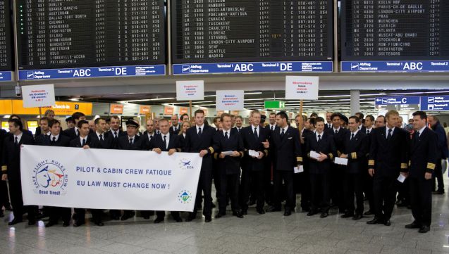 Piloten und Flugbegleiter kritisieren die geplante Arbeitszeitverlängerung auf Nachtflügen. Foto: Vereinigung Cockpit