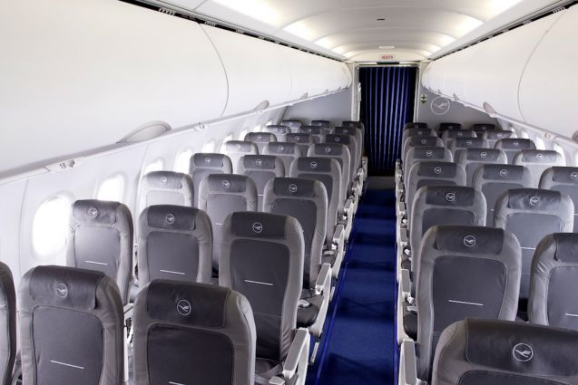 Ein Analysegerät soll die Crew künftig vor Schadstoffen in der Flugkabine warnen. Foto: Jens Görlich, Lufthansa
