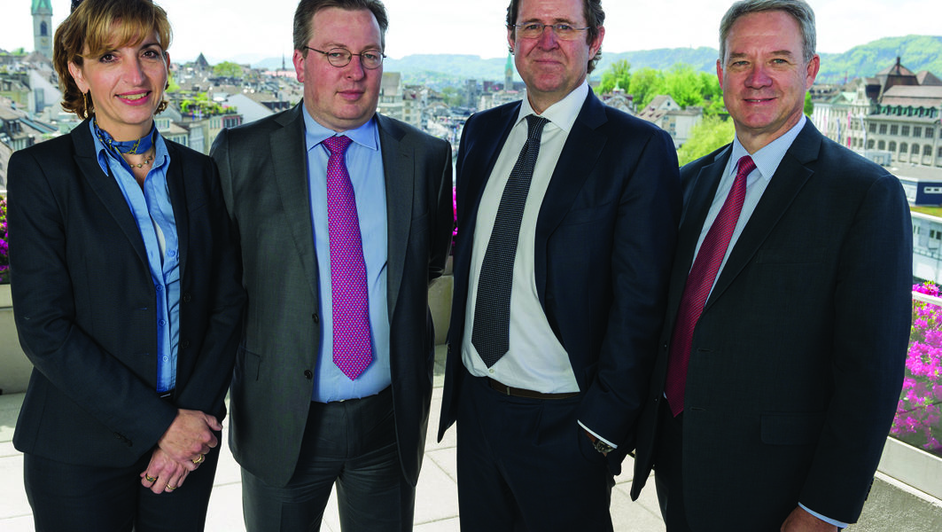 Charlotte Pedersen (COO, Luxaviation Group), Patrick Hansen (CEO Luxaviation Group und neuer Chairman ExecuJet Aviation Group), Niall Olver (bislang Chairman ExecuJet Aviation), Gerrit Basson (neuer CEO und ehemaliger President/COO ExecuJet Aviation)