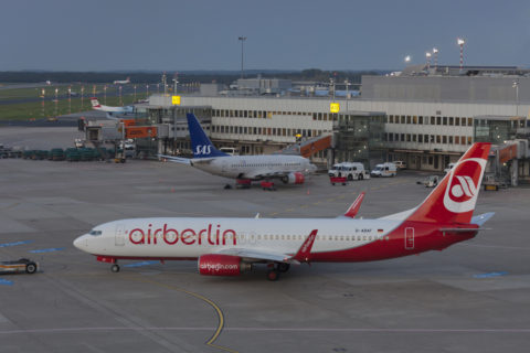 Die dreiteilige WDR-Reihe „Faszination Flughafen“ beginnt in Düsseldorf. Bild: shutterstock