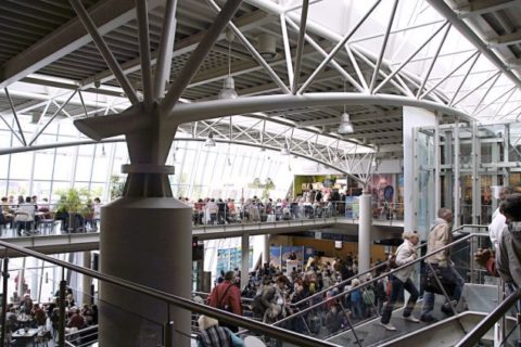 Hoffentlich lassen sich die Terminals der Regionalflughäfen nachhaltig mit Fluggästen füllen. Foto: Flughafen Erfurt-Weimar