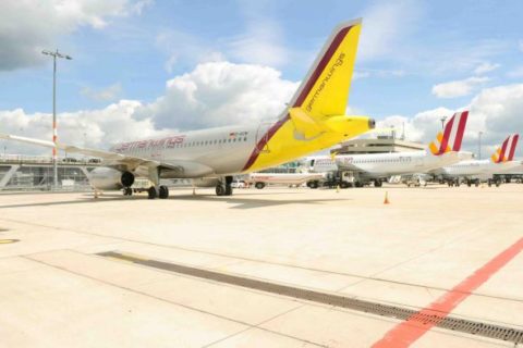 Bis kommenden Montag soll die Germanwings-Flotte komplett auf das neue Design umgestellt sein. Foto: Germanwings