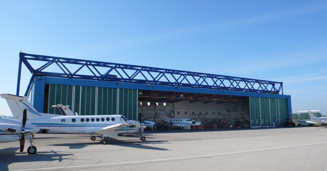 Hangar von Beechcraft Augsburg (Foto: Beechcraft Augsburg)