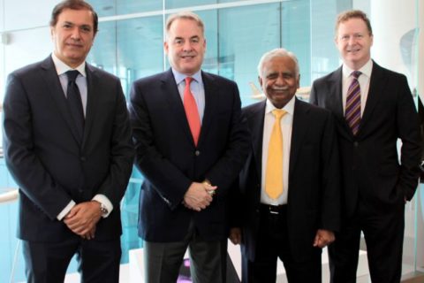 v.l.n.r. Hameed Ali, CEO Jet Airways, James Hogan, CEO Etihad Airways, Naresh Goyal Chairman von Jet Airways, James Rigney CFO Etihad Airways. Foto: Etihad Airways