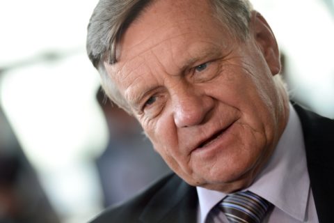 Mehdorn: Der neue Hauptstadtflughafen braucht mehr Geld. Bild: dpa