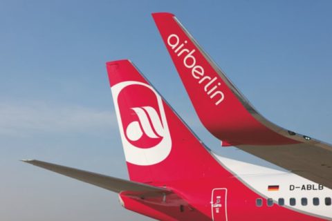 Laut Spiegel musste eine Boeing 737 der Fluggesellschaft Air Berlin wegen Kerosinmangel notlanden. Foto: Air Berlin