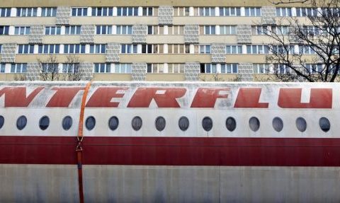 Auf dem Weg ans Schwarze Meer stürzte das Flugzeug der DDR-Fluglinie Interflug ab. Foto: Jan Woitas, dpa