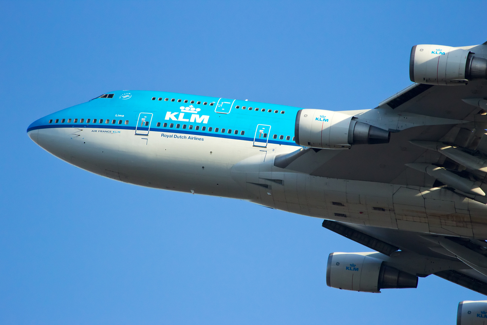 Ein Flugzeug der KLM dient am Amsterdamer Flughafen Schiphol vom 28. bis zum 30. November als Herberge für bis zu vier Gäste. Foto: Shutterstock