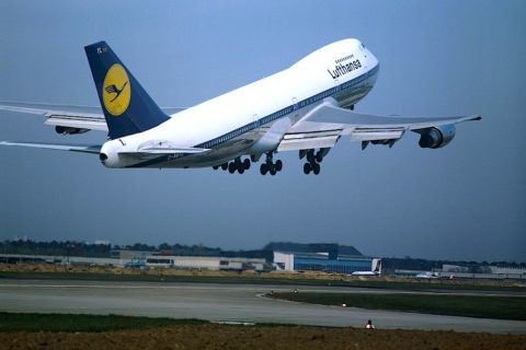 Werden die Flugzeuge wie geplant abheben? Lufthansa arbeitet an einem Ersatzflugplan für die Zeit von Mittwoch bis Freitag begegnen. Bild: Gerd Rebenich / DLH