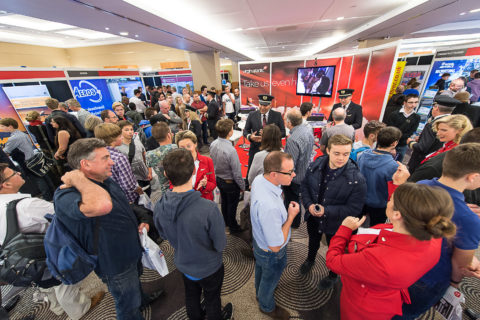 Im Oktober 2014 fand in London Heathrow die britische Version der Professional Flight Training Exhibition statt.