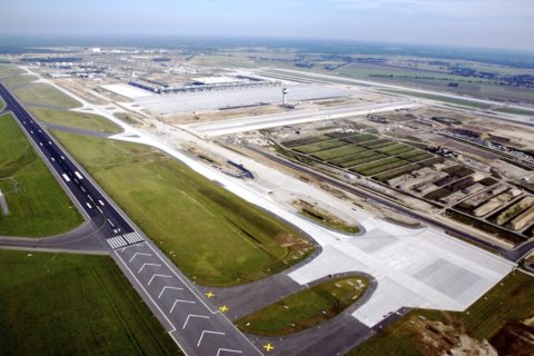 Der Hauptstadtflughafen in Schönefeld (BER) soll bis spätestens Anfang November 2017 den Betrieb aufnehmen. Bild: Dirk Laubner / Flughafen Berlin Brandenburg