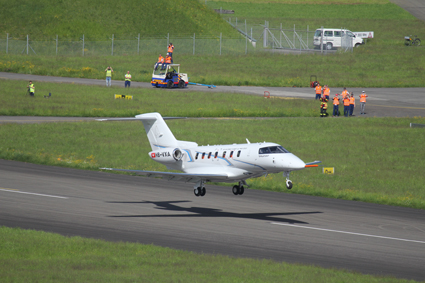 Die PC-24 bei der Landung nach dem Jungfernflug. (Foto: Pilatus)