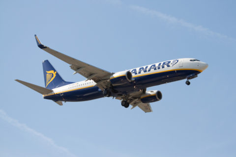 Ryanair will ab Schönefeld statt wie bisher 6 Ziele nun 22 Strecken anbieten. Bild: shutterstock