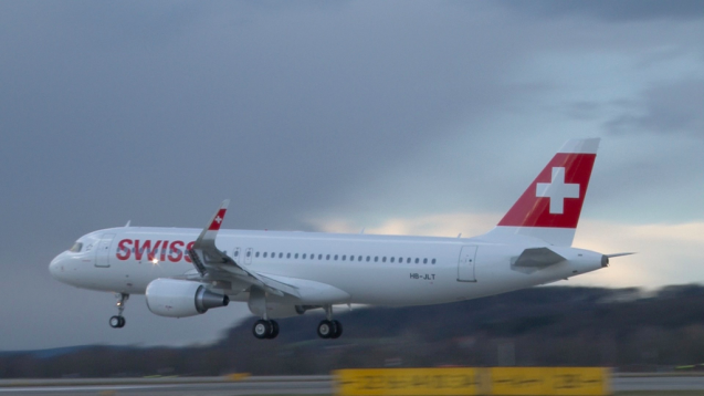 Die erste Landung der A320 mit Sharklets auf dem Flughafen Zürich. Foto: swiss
