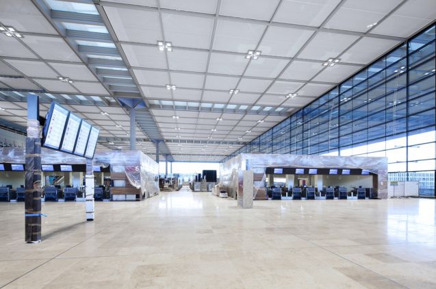 Landrat Loge hofft auf eine bessere Zusammenarbeit mit dem neuen Aufsichtsrat. Foto: A. Obst/ M. Schmieding, Flughafen BER