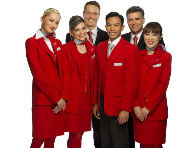 Die AUA-Crew in neuer Robe. Foto: Austrian Airlines