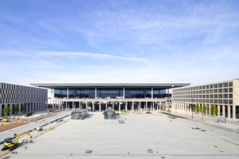 In einer Krisensitzung suchte man nach Lösungen für den Problem-BER. Foto: A. Obst/ M. Schmieding, Flughafen BER