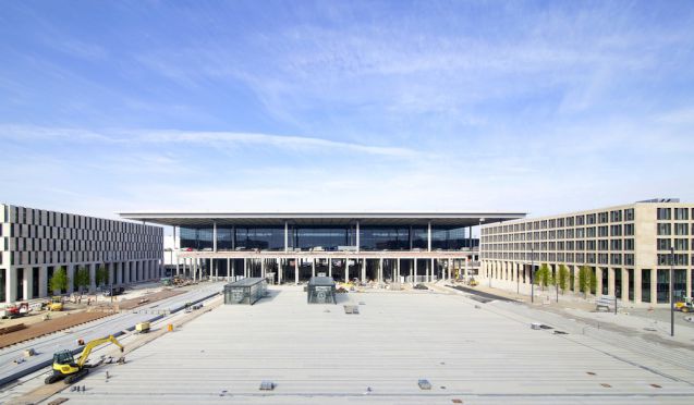 In einer Krisensitzung suchte man nach Lösungen für den Problem-BER. Foto: A. Obst/ M. Schmieding, Flughafen BER