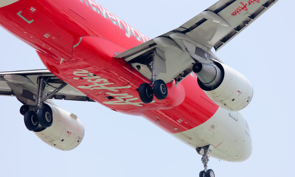Es gibt noch keine Anzeichen des vermissten Airbus A320 der Air Asia. Bild: Shutterstock