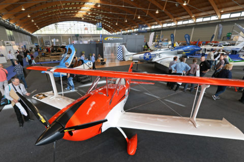 Am Mittwoch beginnt die Luftfahrtmesse Aero in Friedrichshafen. Foto: Aero