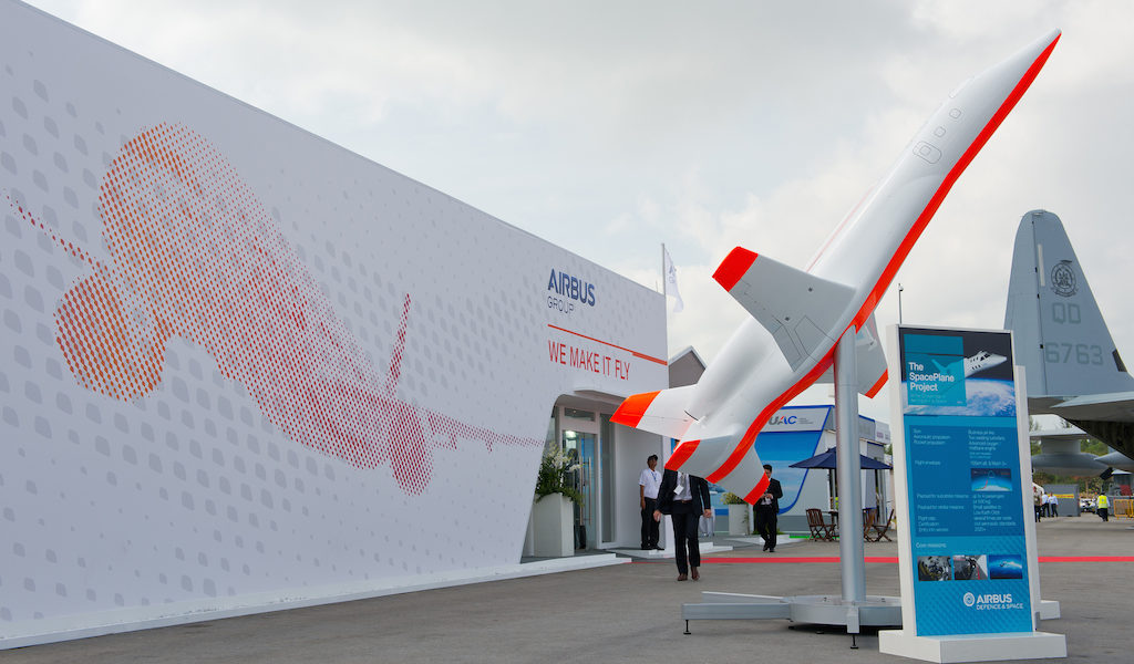 Ein Modell des Space Planes wurde auf der Singapore Airshow gezeigt. Bild: Airbus / master films / P. Pigeyre