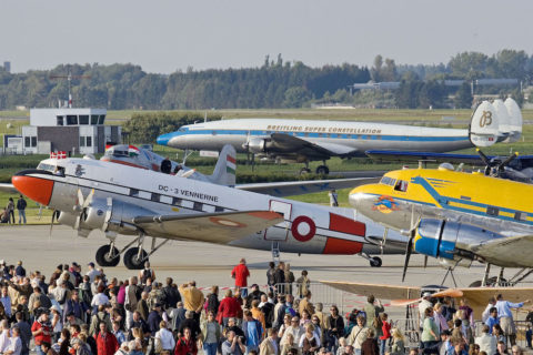 Bereits 2007 (Airport Days) und 2011 (Flughafengeburtstag) veranstalteten Hamburg Airport und Lufthansa Technik große Luftfahrt-Events auf dem Flughafengelände. Bild: M. Penner