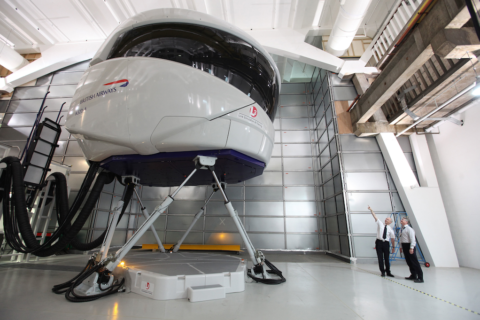 Der neue Airbus A320-Simulator, den British Airways für die Ausbildung von Piloten einsetzt. Bild: British Airways
