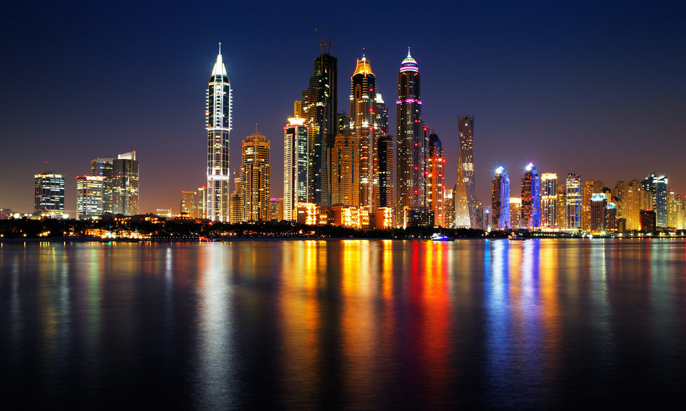 Dubai mit traumhafter Skyline. Bild: Sophie James / Shutterstock.com