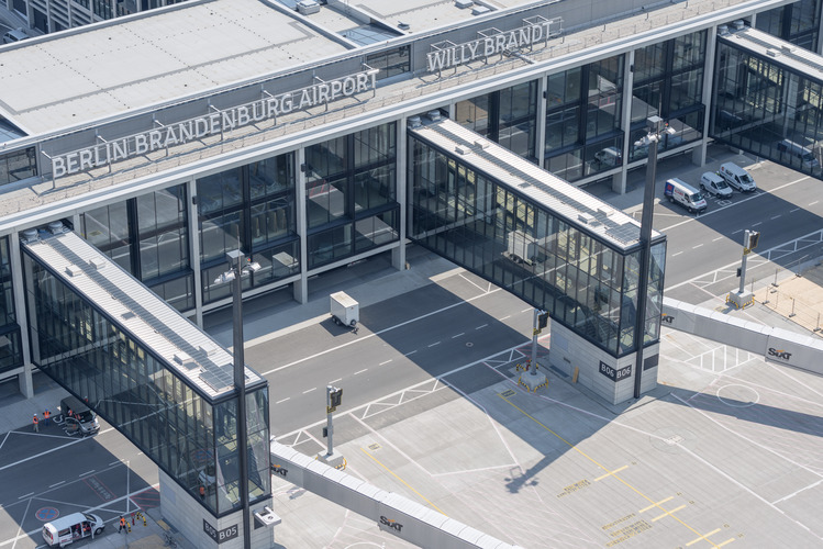Sind die Kosten für den Flughafen BER höher als in der Unternehmensbilanz bisher ausgewiesen? Bild: Günter Wicker / Flughafen Berlin Brandenburg GmbH