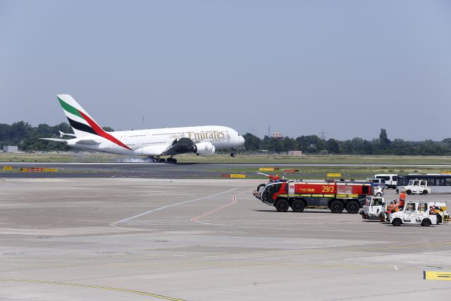 Erstlandung der Emirates A380 am Flughafen Düsseldorf. Bild: Emirates