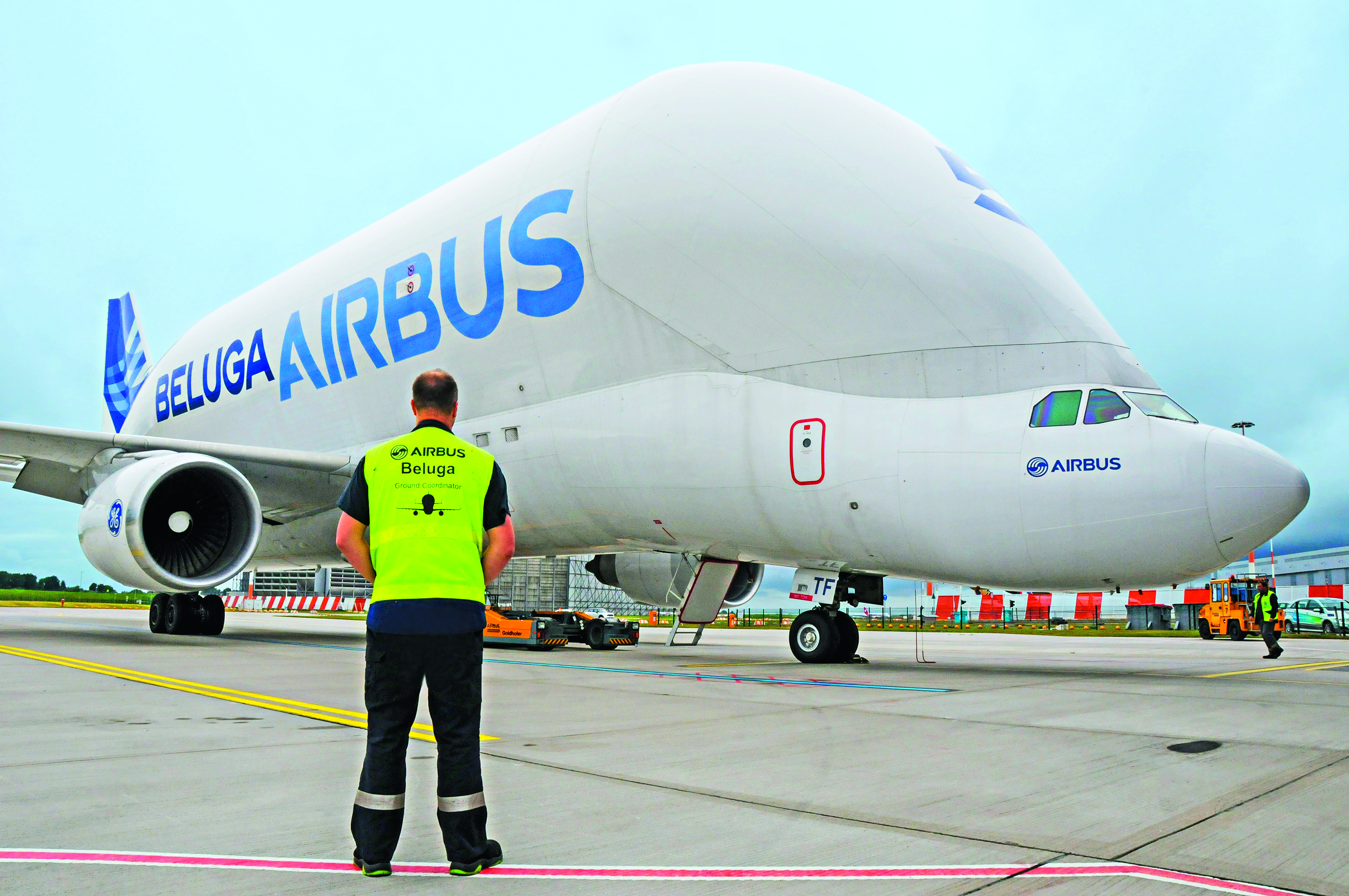Flugzeugteiletransport Per Beluga Und Dreamlifter Werkverkehr Bei Airbus Und Boeing Aero International
