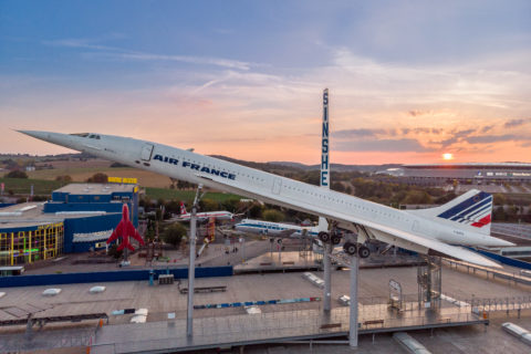 Als einzige kulturelle Einrichtung weltweit präsentiert das Technik Museum Sinsheim gleich zwei Überschallflugzeuge hintereinander: die Tupolev Tu-144 und die Concorde F-BVFB