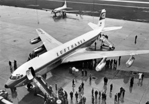 Eintreffen der Boeing 707 am Hamburg Airport im Jahr 1969