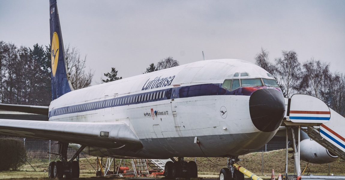 Die B707-430 - Traditionsmaschine von Hamburg Airport an ihrem heutigen Standort im nördlichen Bereich des Flughafengeländes nahe der Betriebsfeuerwehr. Foto: Oliver Sorg