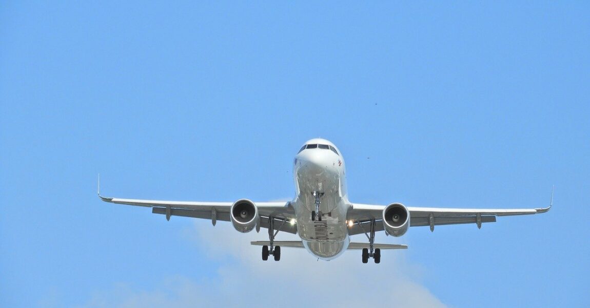 Eine Eurowings-Maschine im Landeanflug.