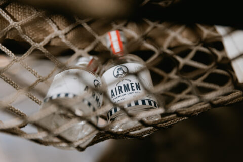 Der preisgekrönte Airmen Gin feiert Premiere an Bord von Condor.