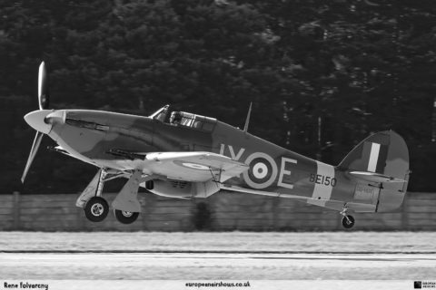 Am Sonntagnachmittag, am zweiten Tag des Luftfahrttages in Cheb, ist ein Kampfflugzeug abgestürzt. Foto: Rene Folvarcny/Europeanairshows.co.uk/Twitter