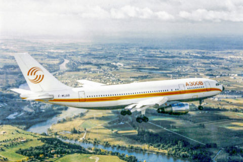 Vor einem halben Jahrhundert: Jungfernflug der A300B1 mit der Baunummer 01 und dem Kennzeichen F-WJAB am 28. Oktober 1972.