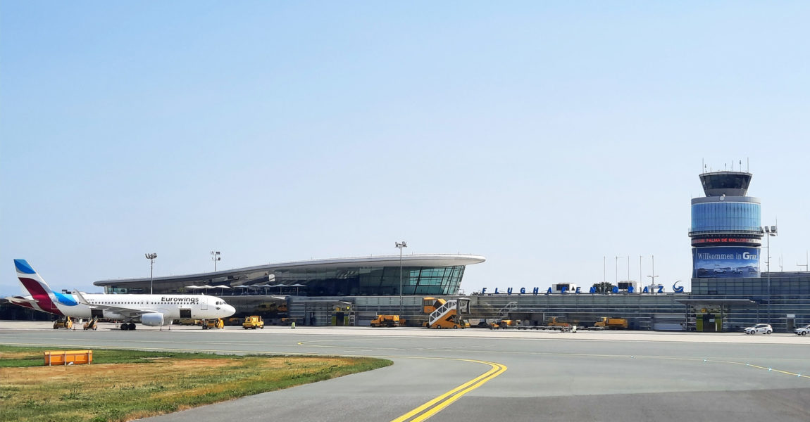 Bald wird Eurowings häufiger zu sehen sein - Hier zeigt sich der Flughafen Graz bei schönem Wetter.