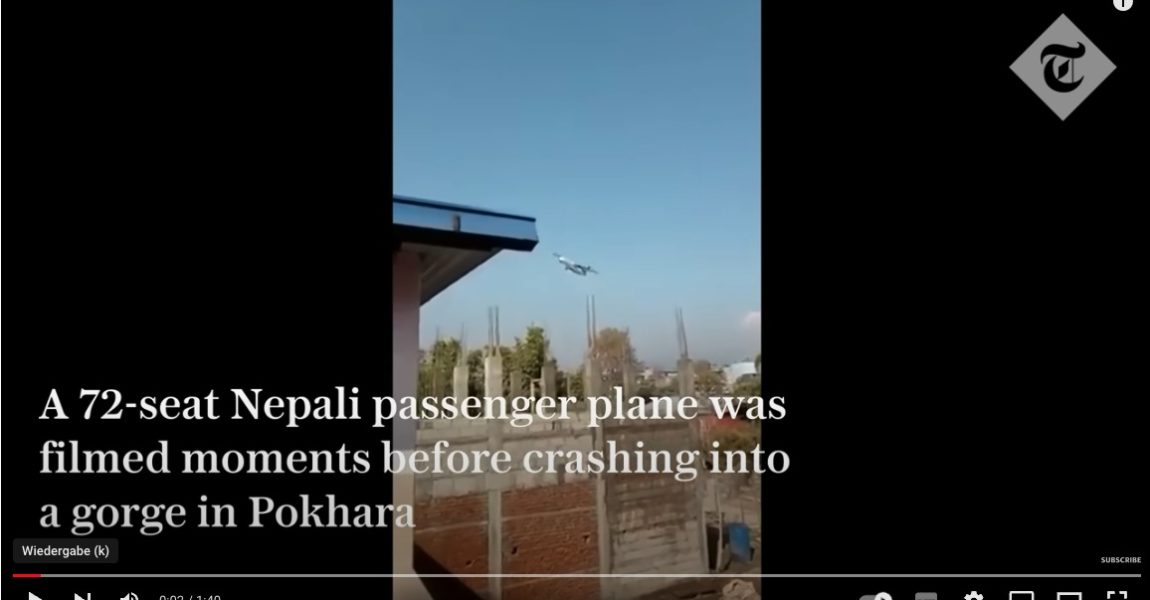 In Nepal ist ein Flugzeug abgestürzt. Ein Augenzeuge hat das Unglück gefilmt. The Telegraph zeigt diese Videoaufnahmen in einem Youtube-Beitrag.