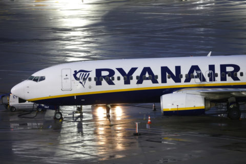 Ryanair gelingt Gewinn im Weihnachtsquartal.